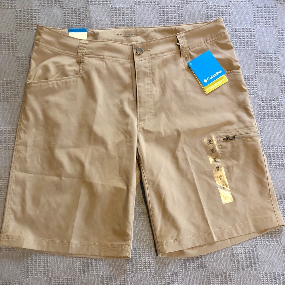 Columbia mens shorts. Khaki size 36 regular NWT